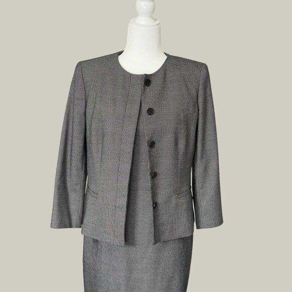 Classic Ann Taylor Gray Tailored Jacket | Size: 6 - Picture 2 of 11